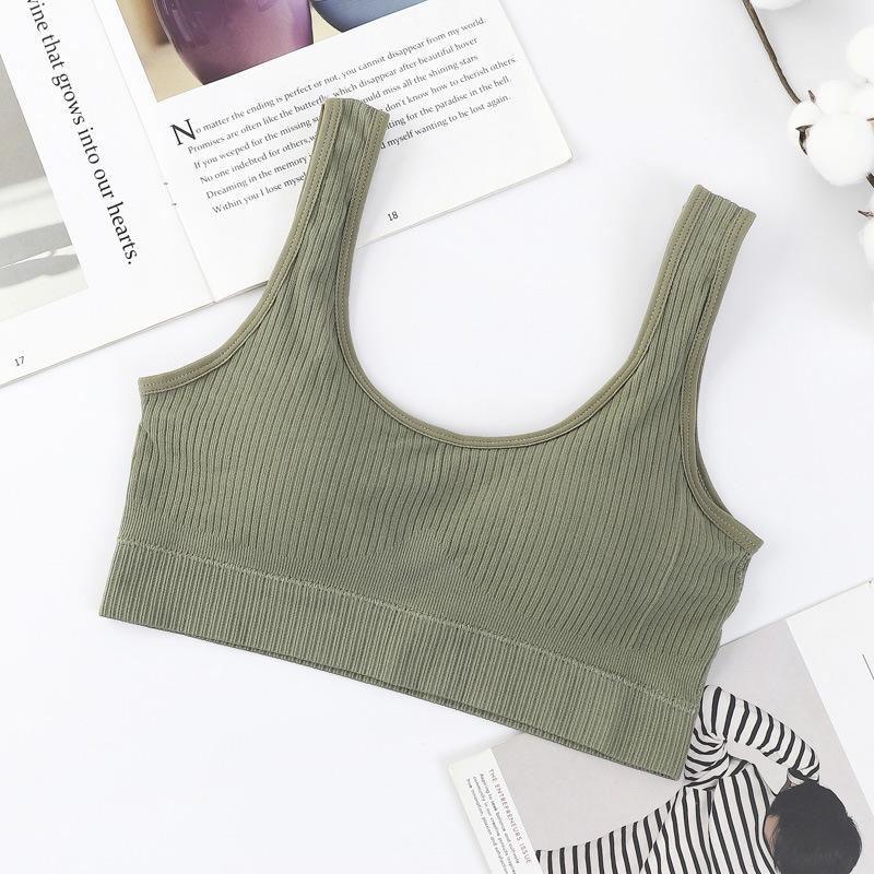 Бесшовный спортивный бюстгальтер-бандо в рубчик с широкими плечевыми лямками