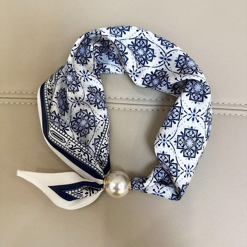 Летний 2025 года Шарф с жемчужной магнитной пряжкой: Универсальный, Декоративный, Дышащий шарф-труба