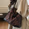 College Style Large-capacity Bag Women's 2025 New Autumn Popular Leopard Print Double Shoulder Back Bag Single Shoulder Messenger Bag