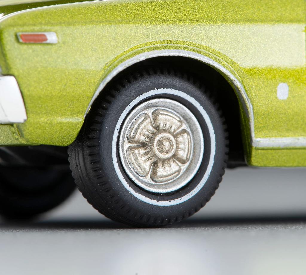 TOMYTEC Tomica Limited Vintage Neo Spirit Nissan Laurel Hardtop 2000SGX Green Finished Product 1/64 LV-Ogikubo Vol.8