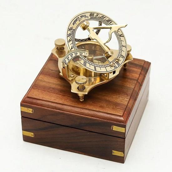 Brass Sundial Compass with Wooden Box,  Compass 10.16 cm Christmas Anniverasry Wedding Graduations Fathers Day Gift