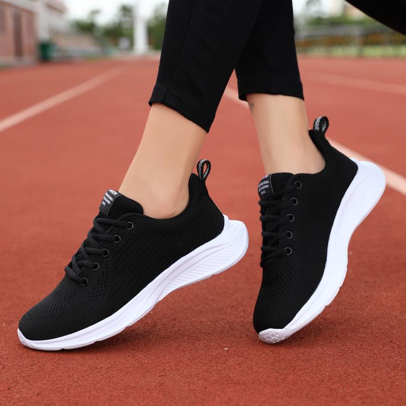 New Spring and Summer Solid Color Casual Shoes Soft Sole Fashion Korean Version Flying Woven Shoes Light Mouth Sports Shoes Women's Picnic Camping