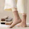 Женские зимние утолщенные нелиняющие коралловые носки до середины икры с флисом, теплые послеродовые носки и домашние носки для сна