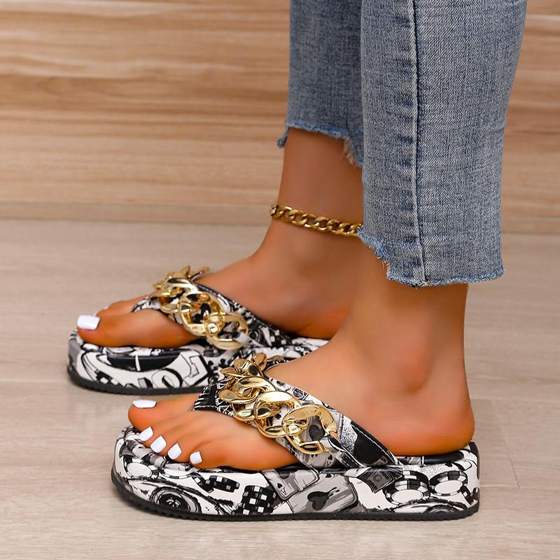 Platform Slippers Graffiti Metal Chain Decoration Wedge Slippers for Women Beach Shoes Rome 2024 Summer New Women's Flip-flops