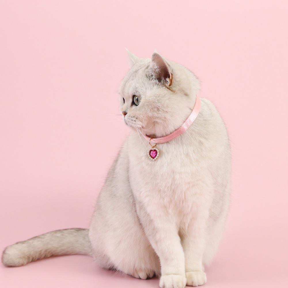 Bowknot Pet Collar Heart Pendant Cats Bow Tie Creative Cat Collars Pets Accessories