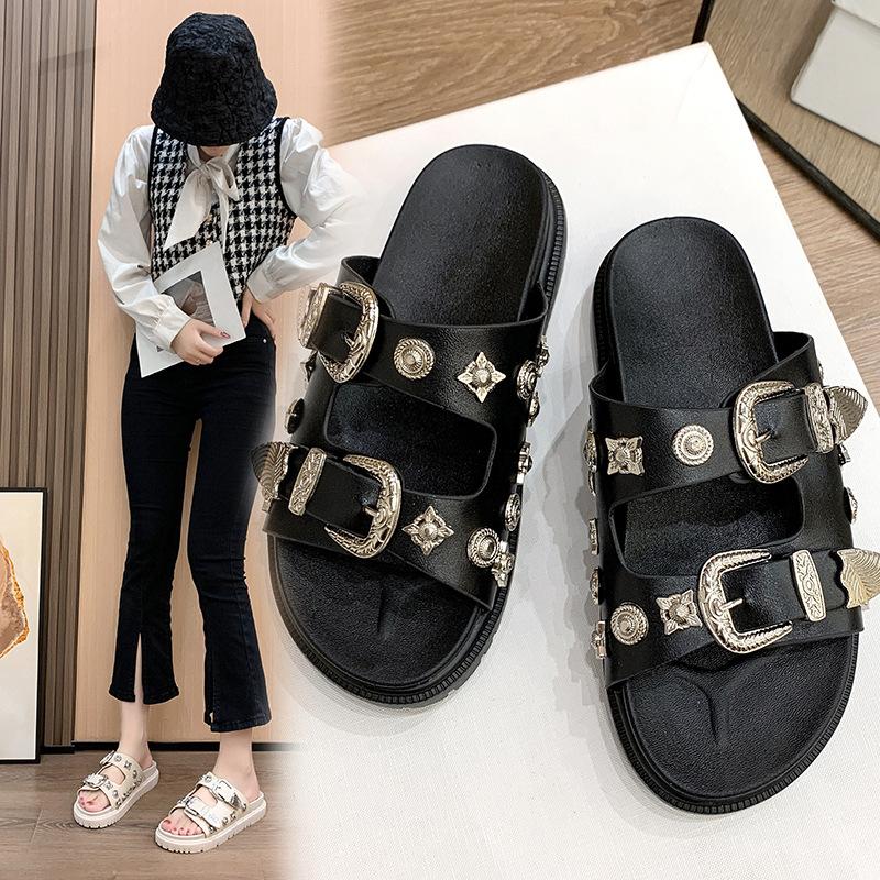 Summer Fashion Dark Black Wind Metal Slippers Female New Rivets Thick Bottom Casual Sandals Beach Slippers