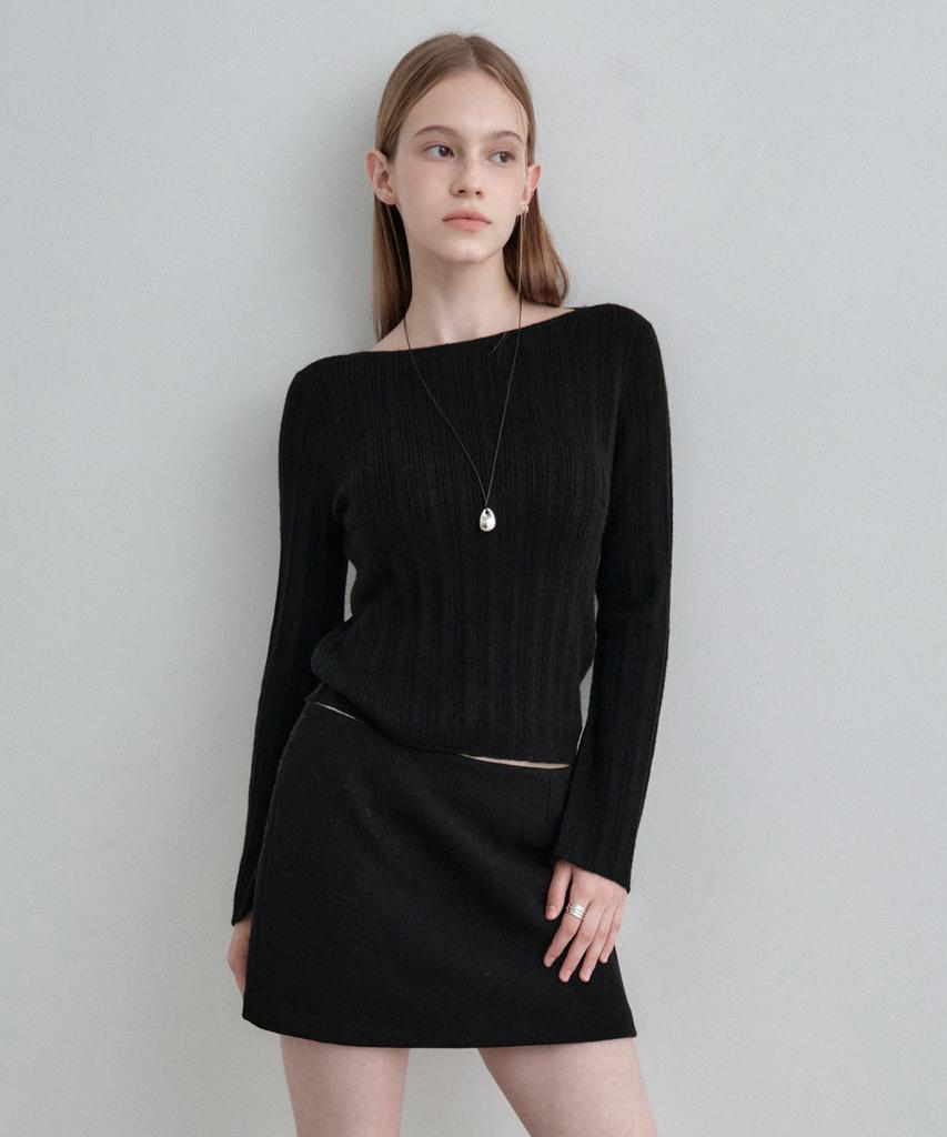 MONGDOL Черный топ с воротником-лодочкой из альпаки в рубчик Mdkt118Black