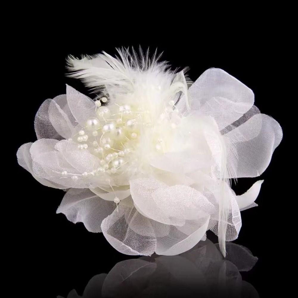 Large Women's Corsage Solid Color Lapel Pin Fashion Feather Fabric