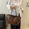 Мягкая кожаная текстура новая модная сумка подмышку повседневная сумка трендовая простая большая вместимость сумка-тоут портативная женская сумка