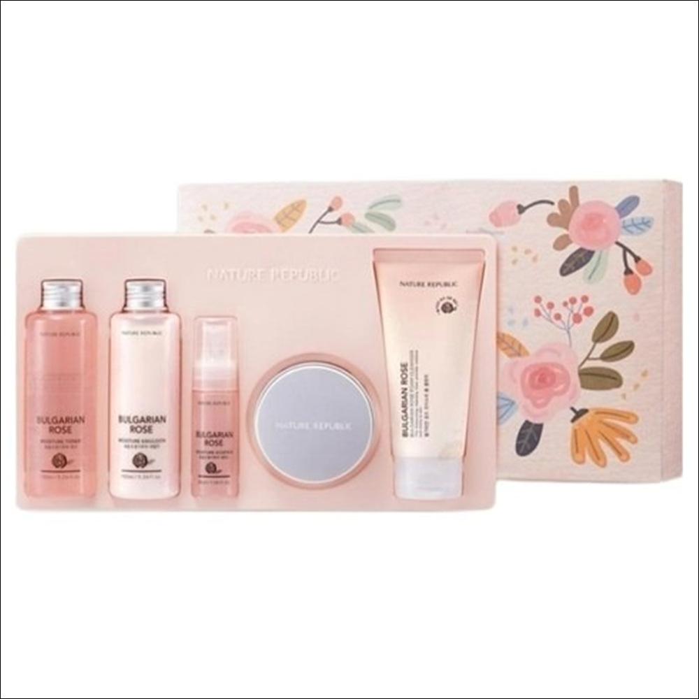 Nature Republic Специальный набор для ухода за кожей Bulgarian Rose (Тонер 155 мл + Эмульсия 155 мл + Эссенция 35 мл + Крем 100 мл + Пенка для умывания 120 мл)