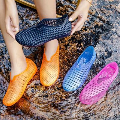 Женские летние нескользящие ПВХ сандалии на плоском каблуке