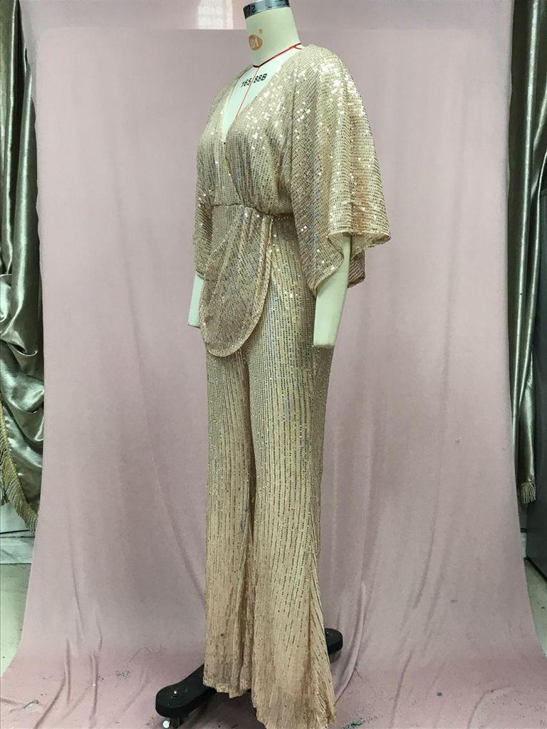 Женский комбинезон с глубоким V-образным вырезом и открытой спиной в европейском и американском стиле 2025 года 