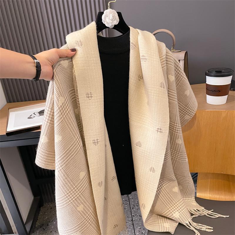 Autumn and Winter New Love Scarf Fashionable Versatile Thickened Student Warm Two-sided Shawl