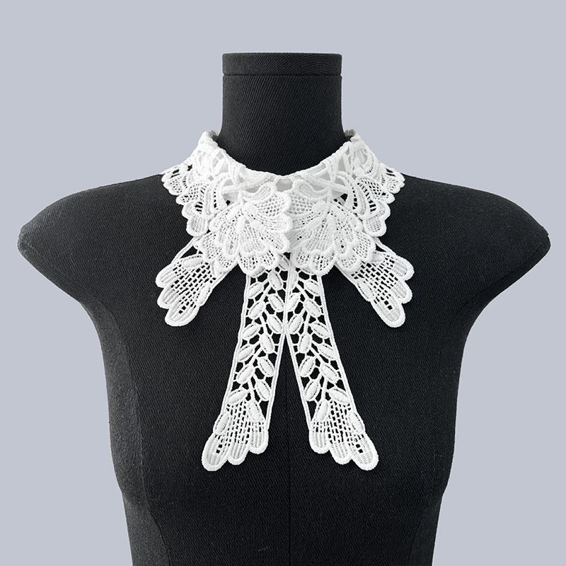 Vintage Embroidery Fake Collar For Women White Lace Hollow False Detachable Collar Lapel Shirt Tie Necklace Clothes Accessory
