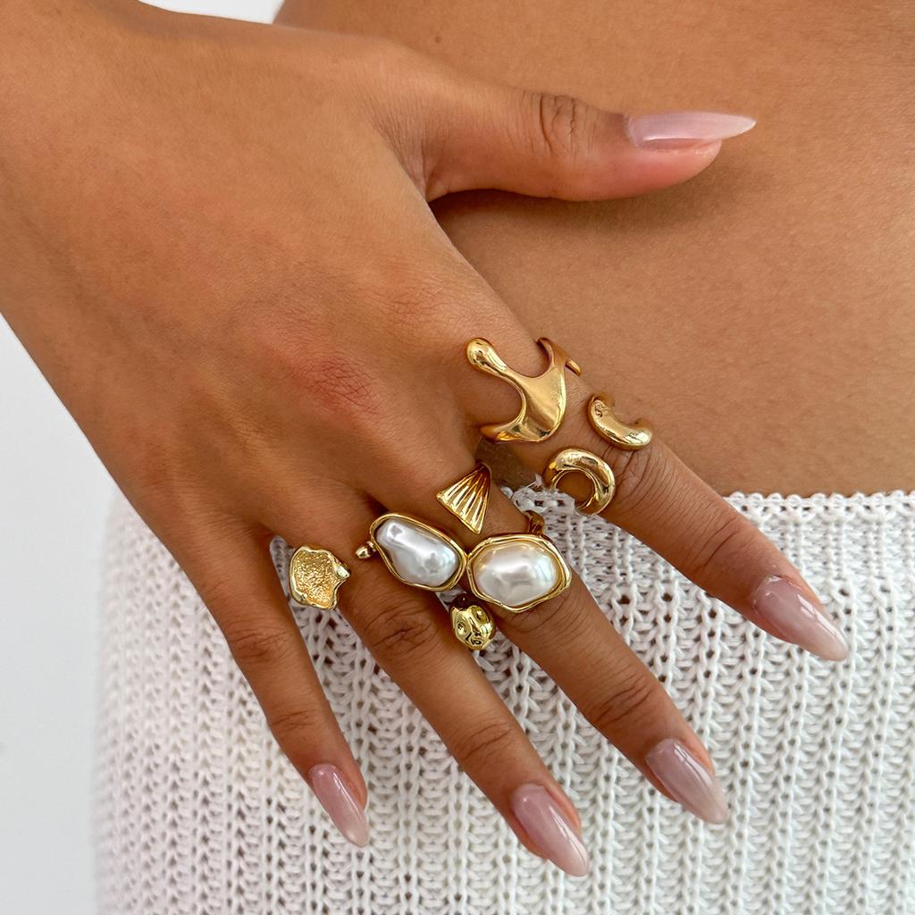 Personalized Exaggerated Imitation Pearl Ring Hand Jewelry, Retro Irregular Liquid Lava Ring Set