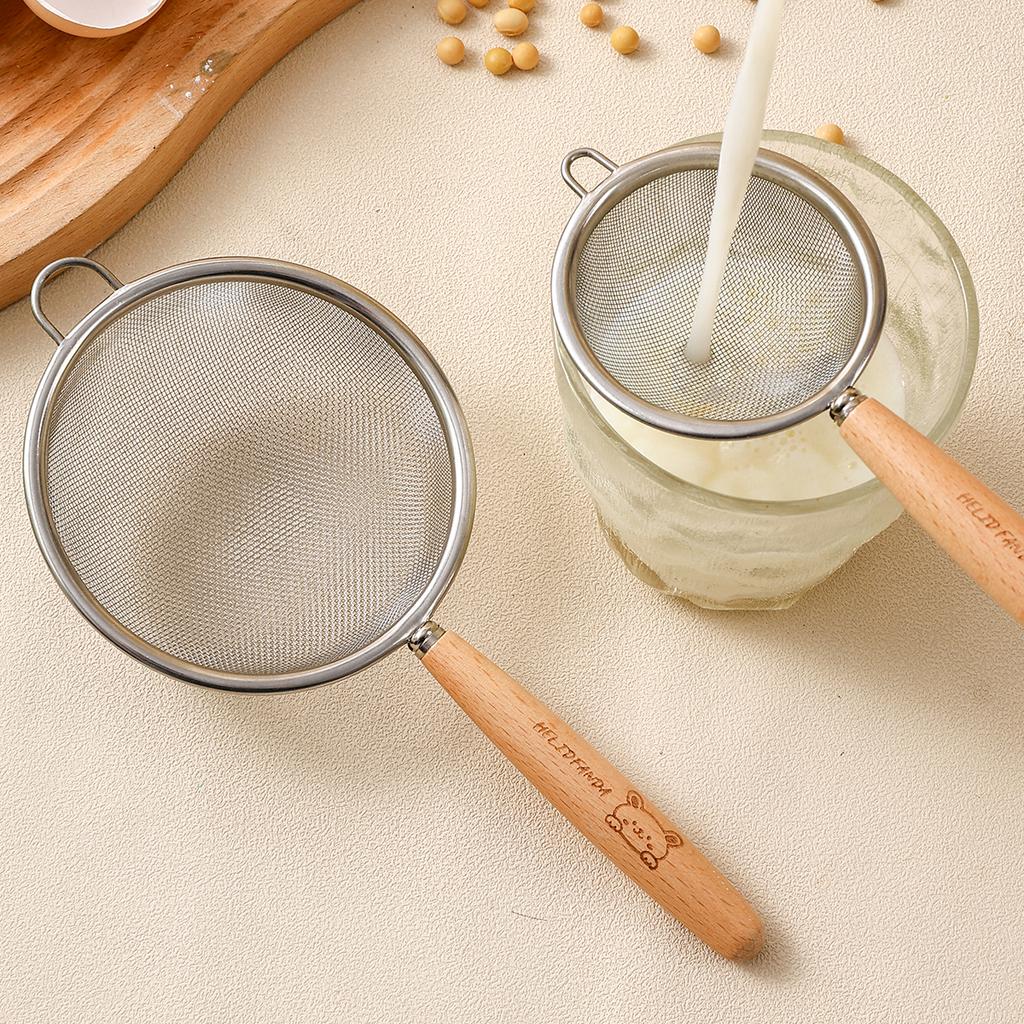 304 Stainless Steel Flour Sieve With Wooden Handle Fine Mesh Food Strainer Residue Filter Spoon Colander Kitchen Accessories