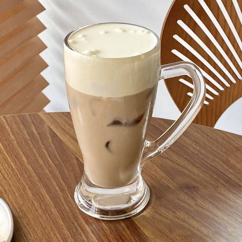 Кружки стеклянные большой емкости 430 мл для чая и напитков, известные в интернете, кружки для сока, пивные кружки с ручками, стеклянная чашка для кофе