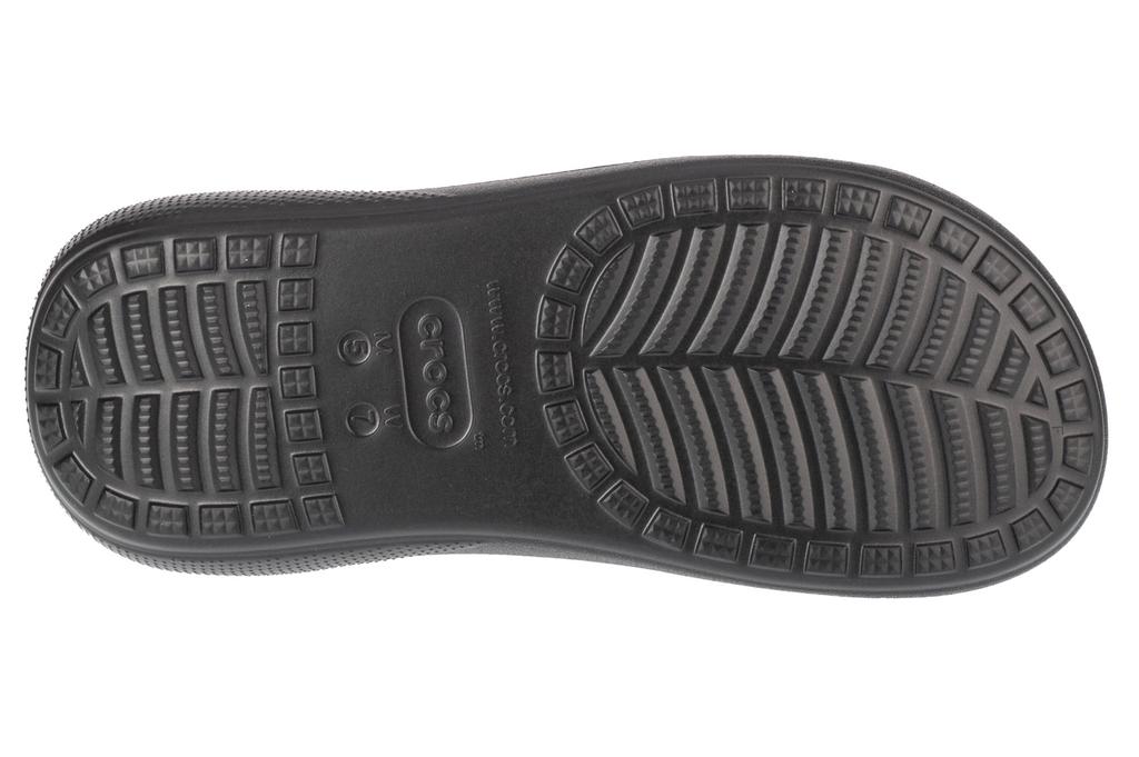 Crocs Classic Crush Sandal, женские черные шлепанцы