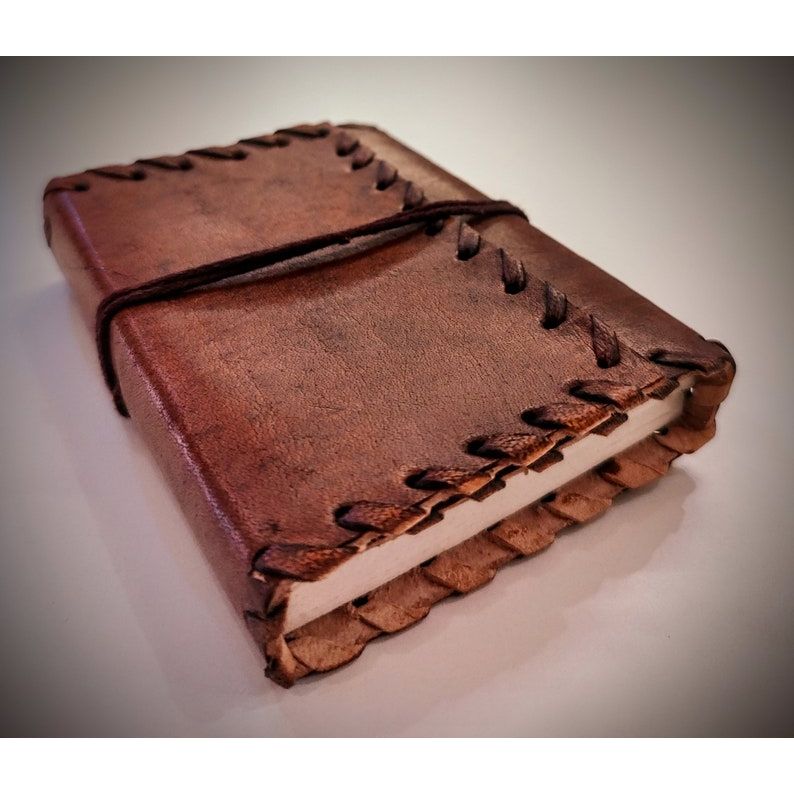 НАБОР ИЗ 5 штук в винтажном стиле. Набор из 5 прошитых многоразовых карманных журналов в кожаном переплете - Дневник путешествий без подкладки - Книга теней - Подарки для него и для нее