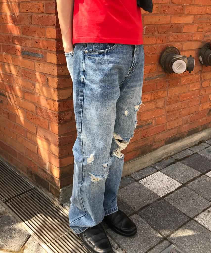 LEIRE Distressed Flare Denim Pants [Light Blue]