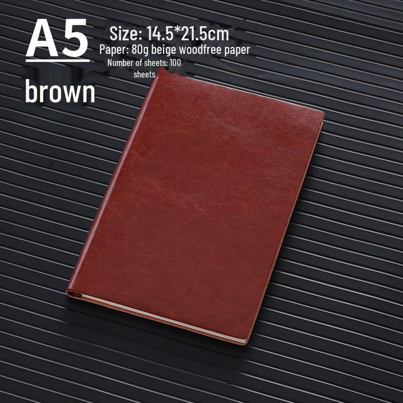 Тетрадь формата А5 в мягкой обложке и книга записей собраний формата В5 с индивидуальным логотипом для студентов