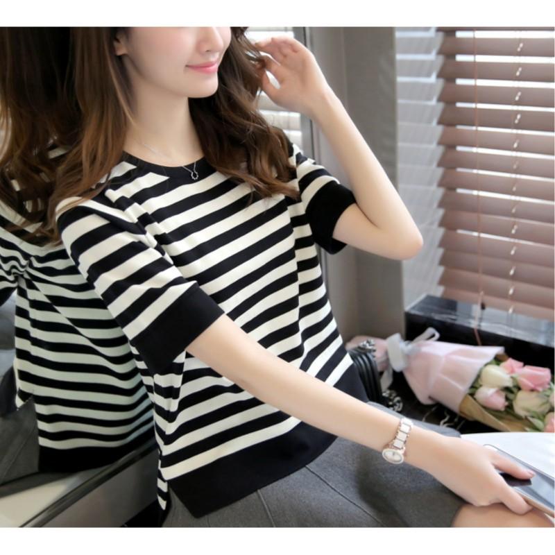 Women's Summer Striped Loose Short Sleeve Bottom Shirt Color Blocking Round Neck Split Casual T-Shirt