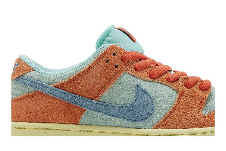 Nike SB Dunk Low Оранжевый Изумрудный Восход