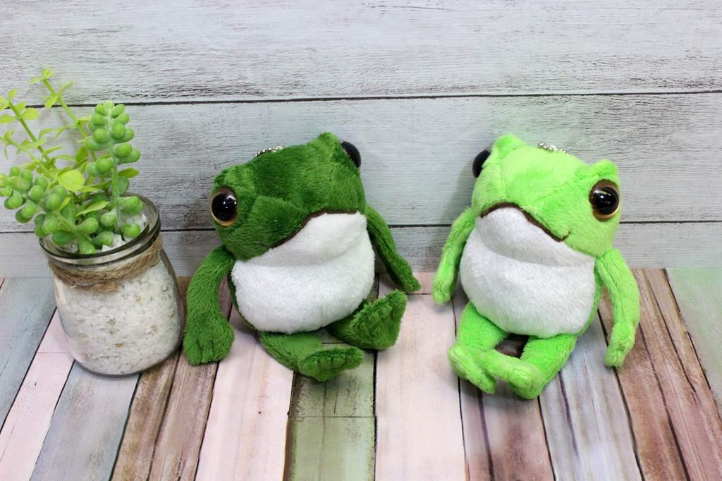 УЛЫБЧИВАЯ ЛЯГУШКА (S) Шариковая цепочка зеленая