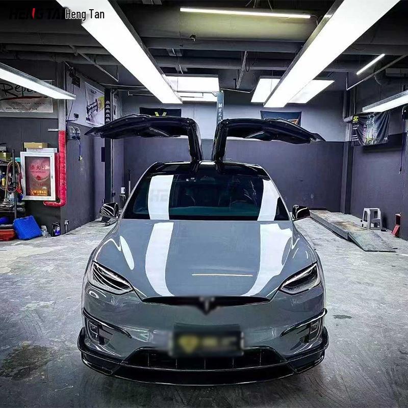 Карбоновый боди-кит для Tesla Model X RZ: Передний сплиттер, Модифицированный бампер, Задний сплиттер, Пороги.