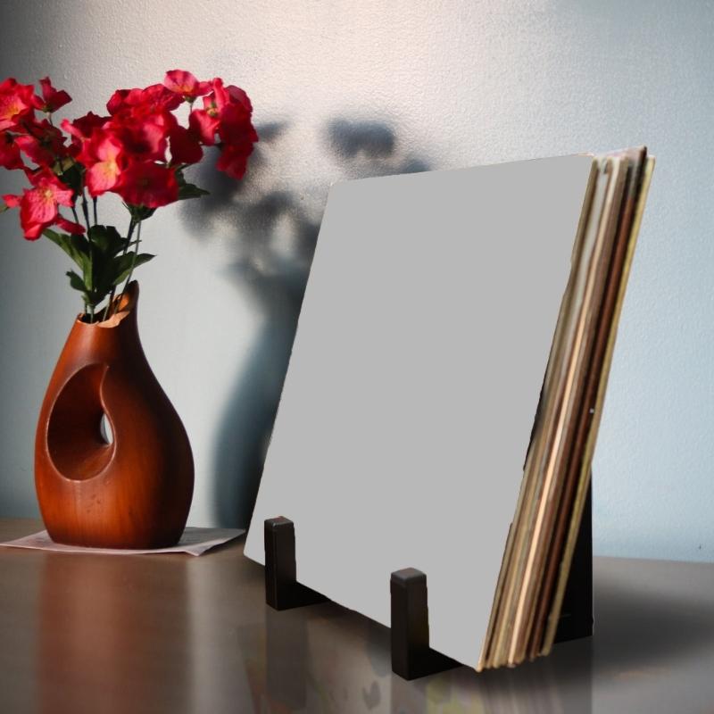 Vintage Style Iron Storage Shelf For Music Albums And Art Decors Practical Metal CDs Holder Display Cabinet