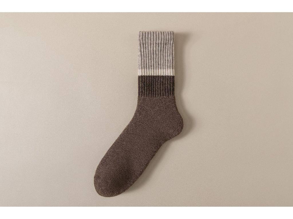 "Unisex Retro Thick Velvet Wool Anti-Pilling Mid-Tube Socks - Autumn & Winter Collection"
