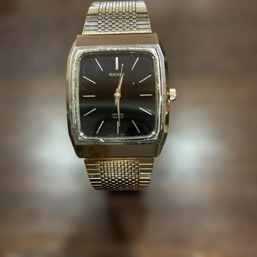 Б/у Кварцевые часы CITIZEN EXCEED Золотой цвет