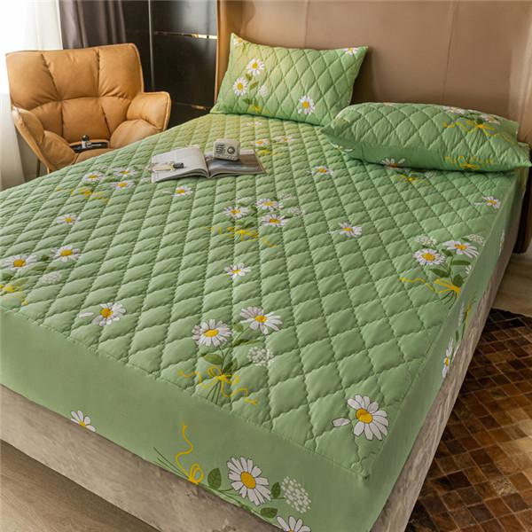 Waterproof Quilted Fitted Sheet Washable Bed Cover Queen Breathable Bedcloth Bedspread Bed Protector Pad (No Piollowcase)