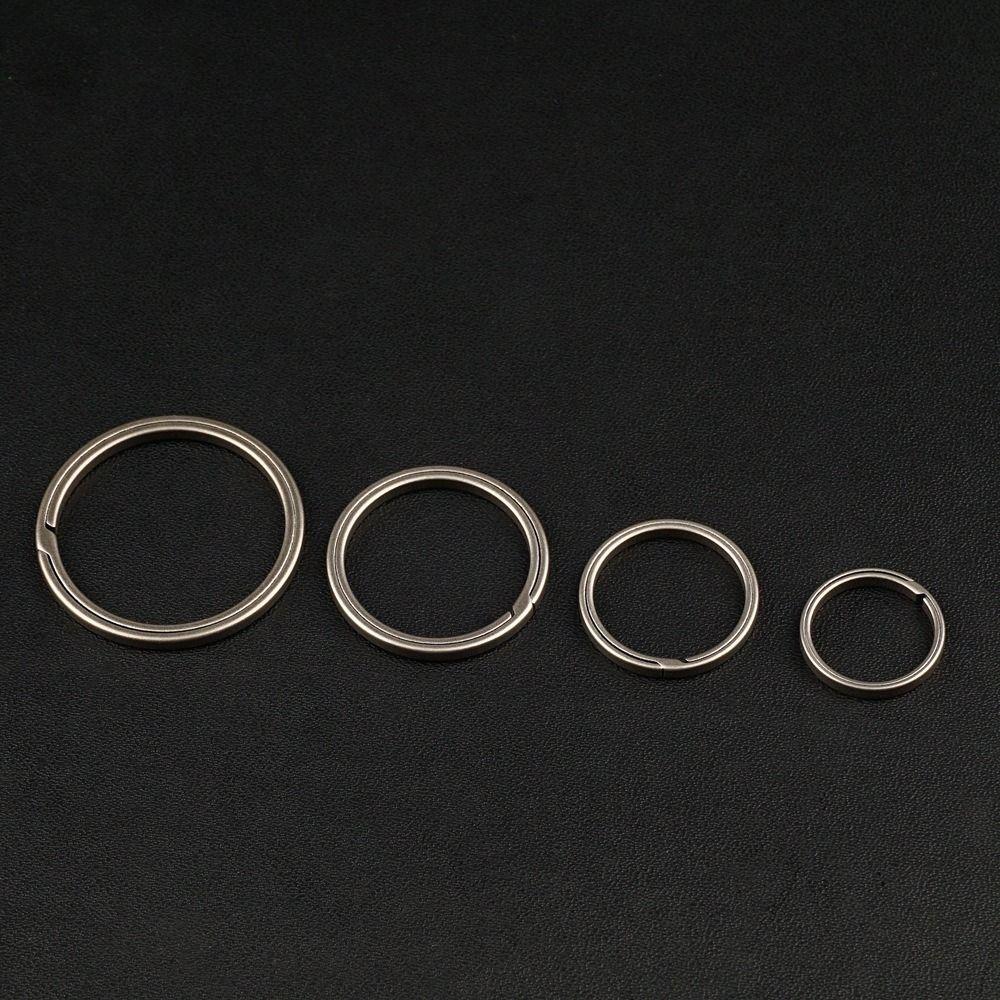 4pcs Metal Key Chain Pendant Hard Side Pushing Rings Creative Titanium Alloy Key Ring Outdoor Tools