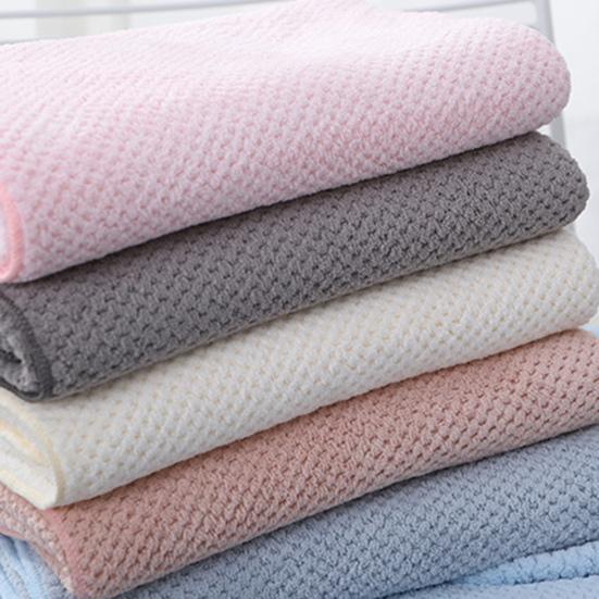 Банное полотенце из кораллового флиса высокой плотности, пушистое, быстро впитывающее воду, быстросохнущее, пляжное полотенце, полотенце для душа в отеле, пригодное для машинной стирки, полотенце для бассейна