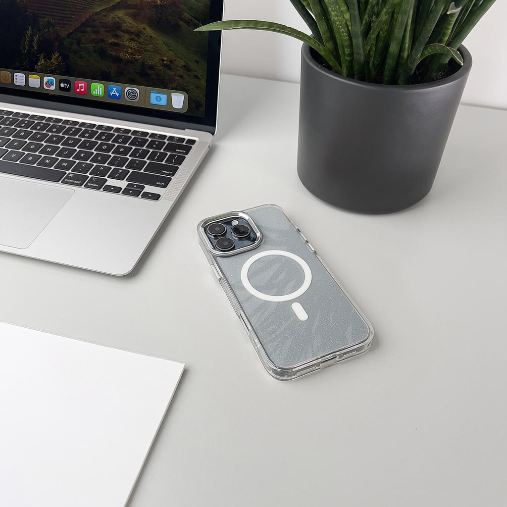 iPhone 16 Pro Glitter MagSafe Case - White Sparkle Edition by Hurtel