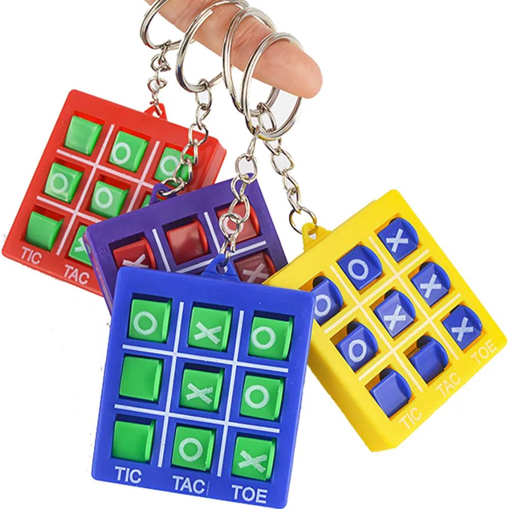 Tic Tac Toe Game Keychain with Key Ring Tic Tac Toe Keyholders Colourful Portable Birthday Party Gift for Kids