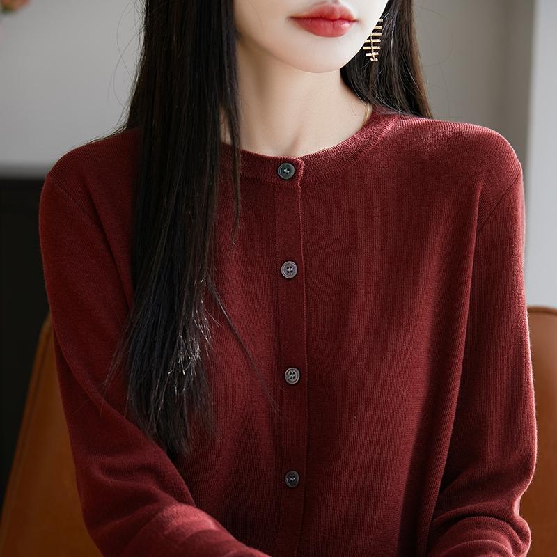 Женский легкий кардиган из 50% шерсти и 50% шелка Mulberry — универсальный трикотаж на все 4 сезона для комфорта и стиля в любое время года