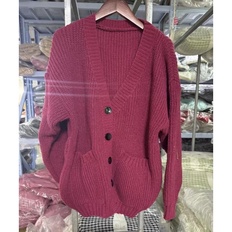 DAFIFY Women's Fashion Casual Fall Winter Solid Color Print Long Sleeve V-Neck Sweaters