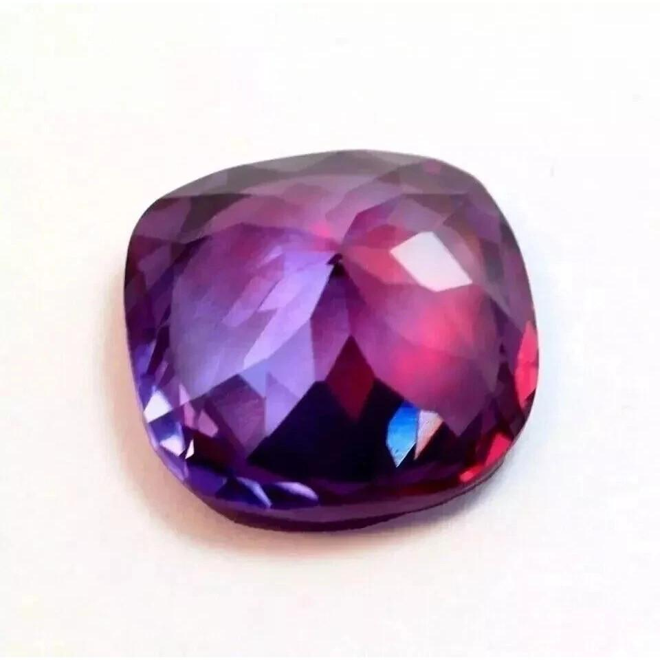 Beautiful Montana Bi-Color Alexandrite Cushion Natural 12-14 Ct Gemstone