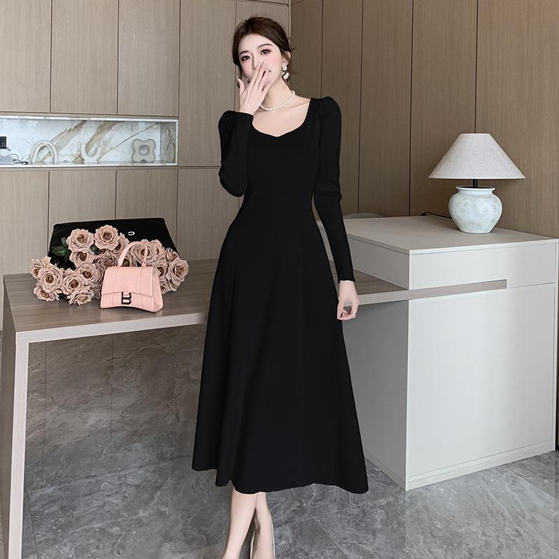 Autumn/Winter A-Line Knitted Dress with Puff Sleeves and Square Neck - Waist-Slimming, Elegant Socialite Style
