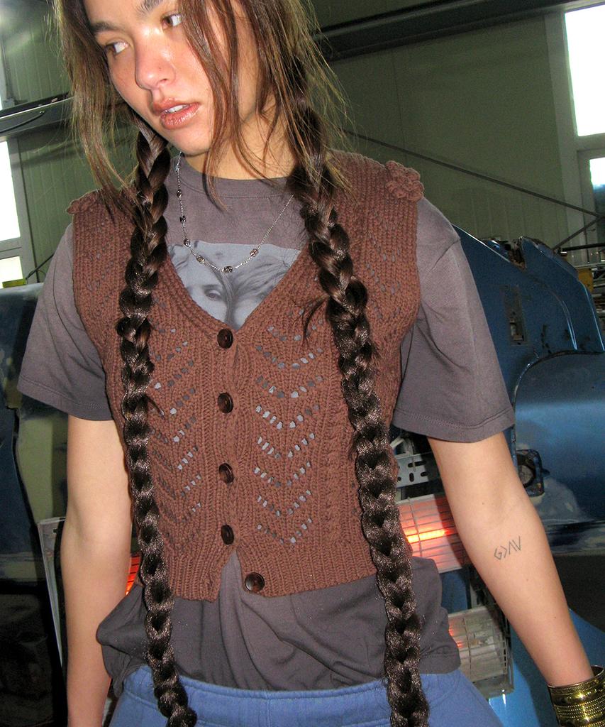 CENTAUR.KR Bb Flower Knit Vest_Brown