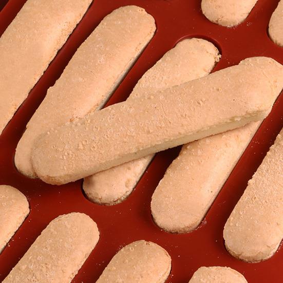 Silicone Finger Biscuit Mould 15 Cavities Non-Stick Chocolate Mold for Candy Eclair Bread Muffin Food-Grade Odorless Oven Refrigerator Microwave