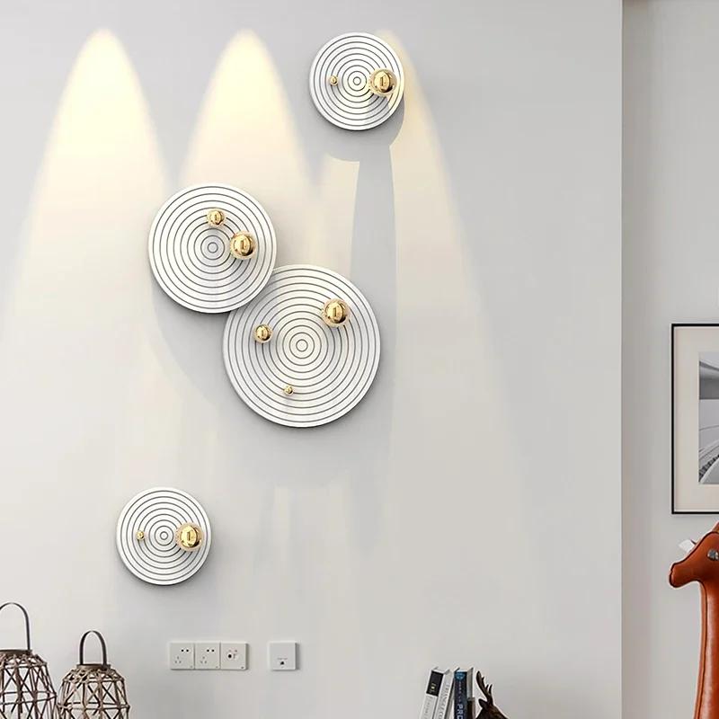 Круглая тарелка Золотой шар Настенное украшение Гостиная Спальня Декорация 3D Трехмерный кулон Планетная дорожка Прихожая