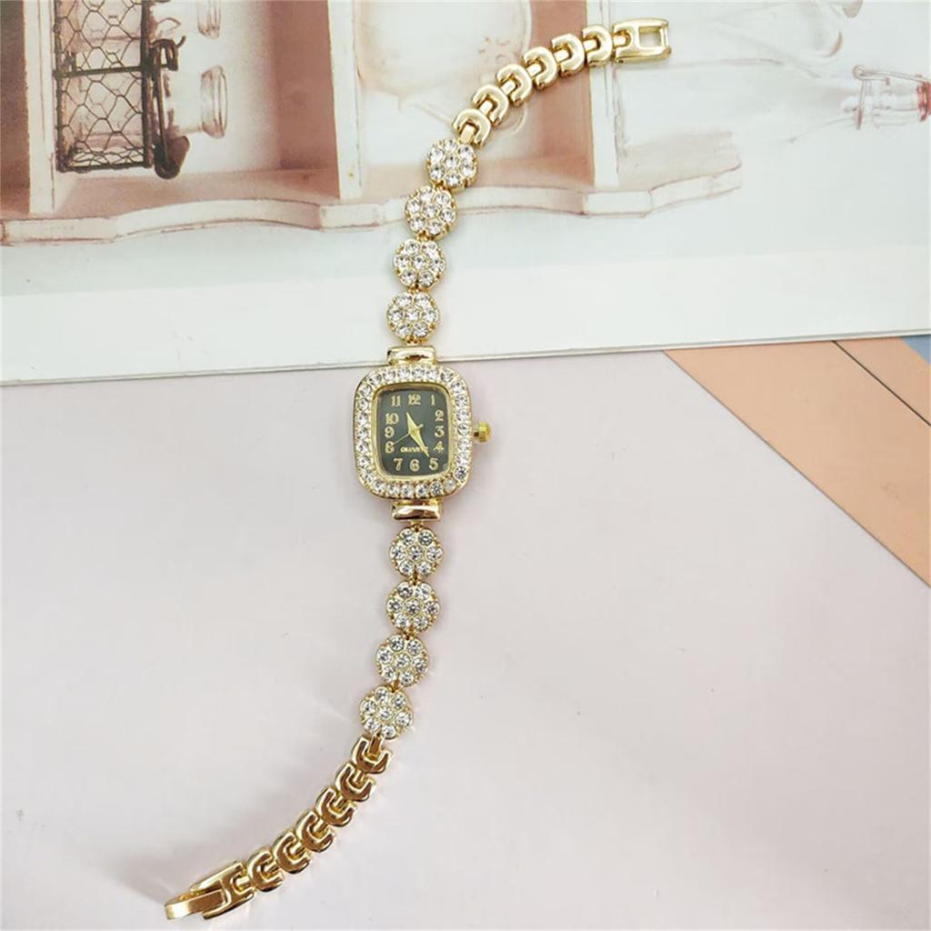 Women Fashion Leather Watch