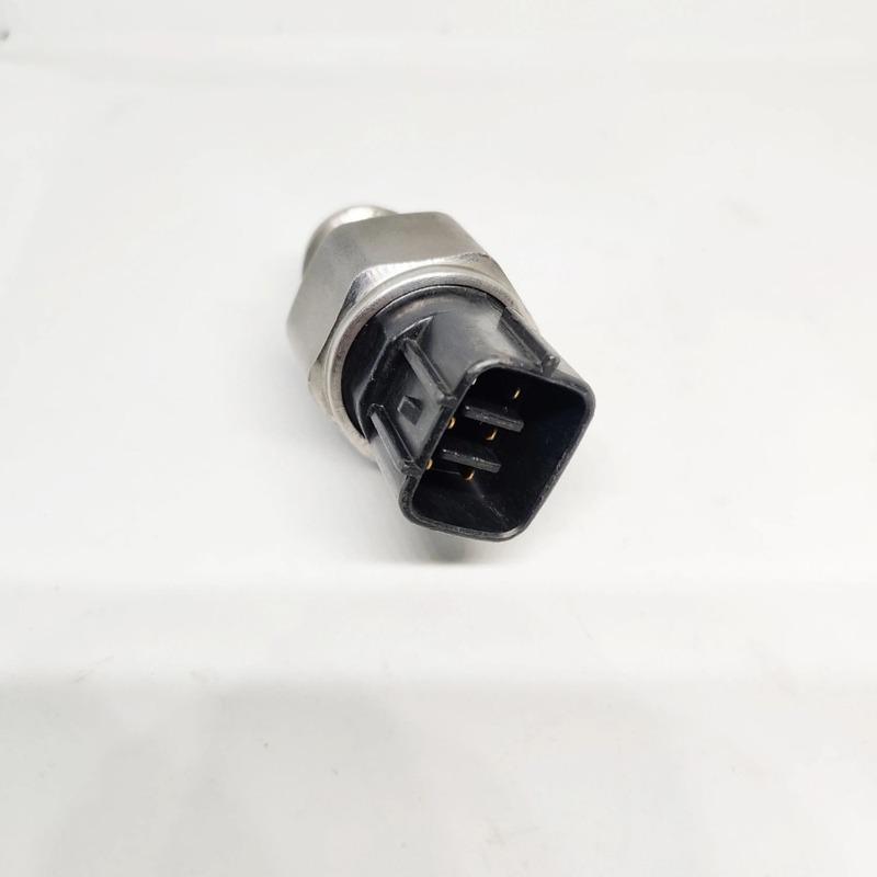 89458-60010 Fuel Rail Pressure Sensor 499000-6080 499000-6081 For Toyota Avensis RAV4 Hino Hiace Hilux Prado 3.0 D4D