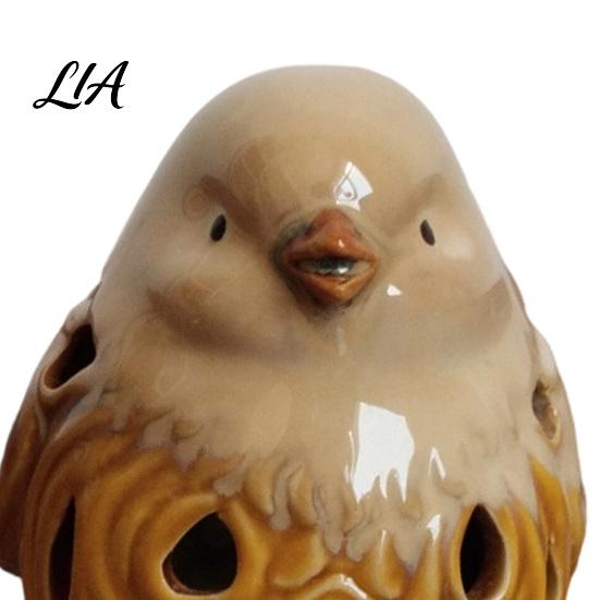 Small Bird Figurine Ceramic Hollow Figurine, Modern Statue for Desk Shelf Artisanal Figure Decor, Mini Animal Sculpture Living Room Bedroom Office