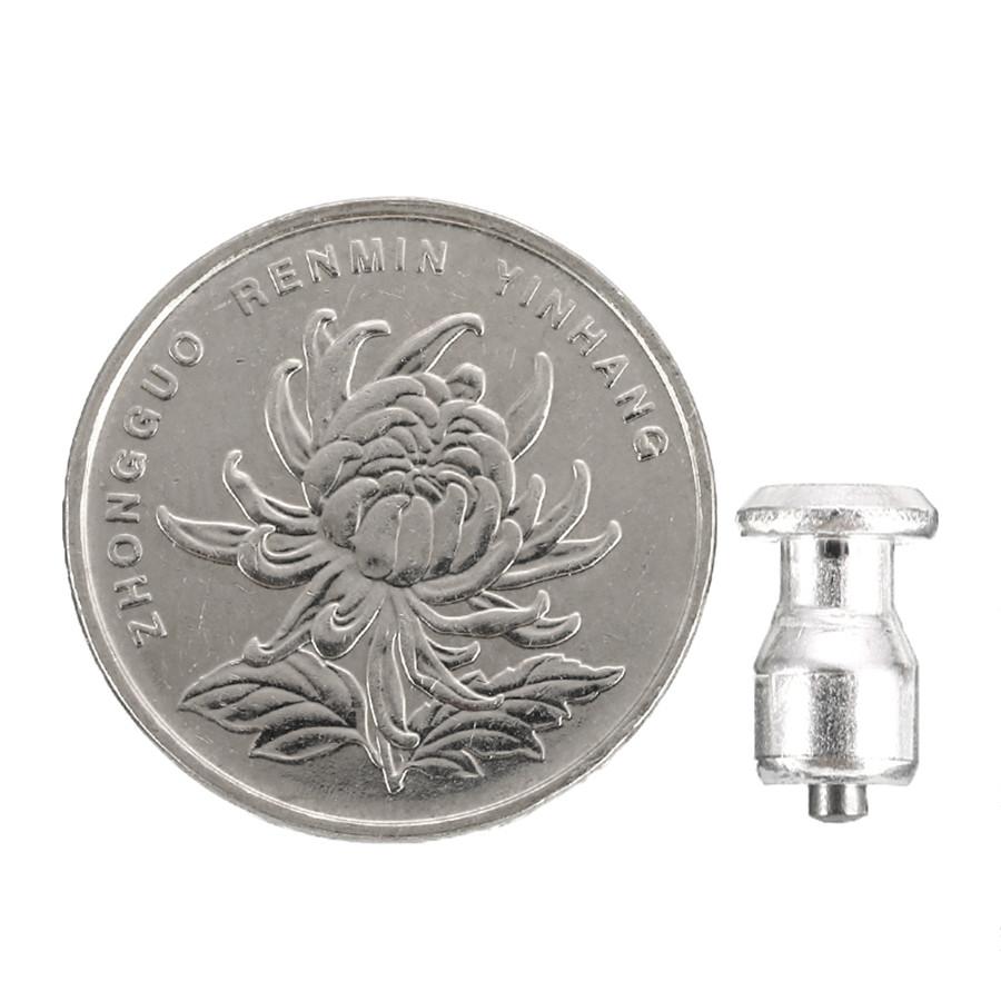 100 шт. Зимние колесные гайки Автомобиль Мотоцикл Квадроцикл Шины Шипы Винт Снежные шипы Серебристый