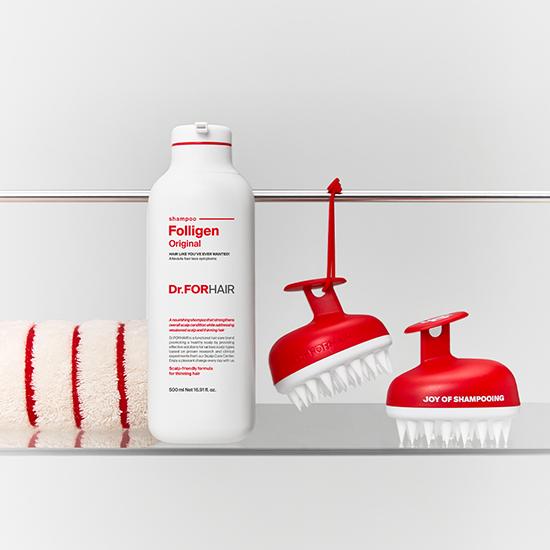 DR.FORHAIR Отшелушивающий шампунь-щетка для кожи головы