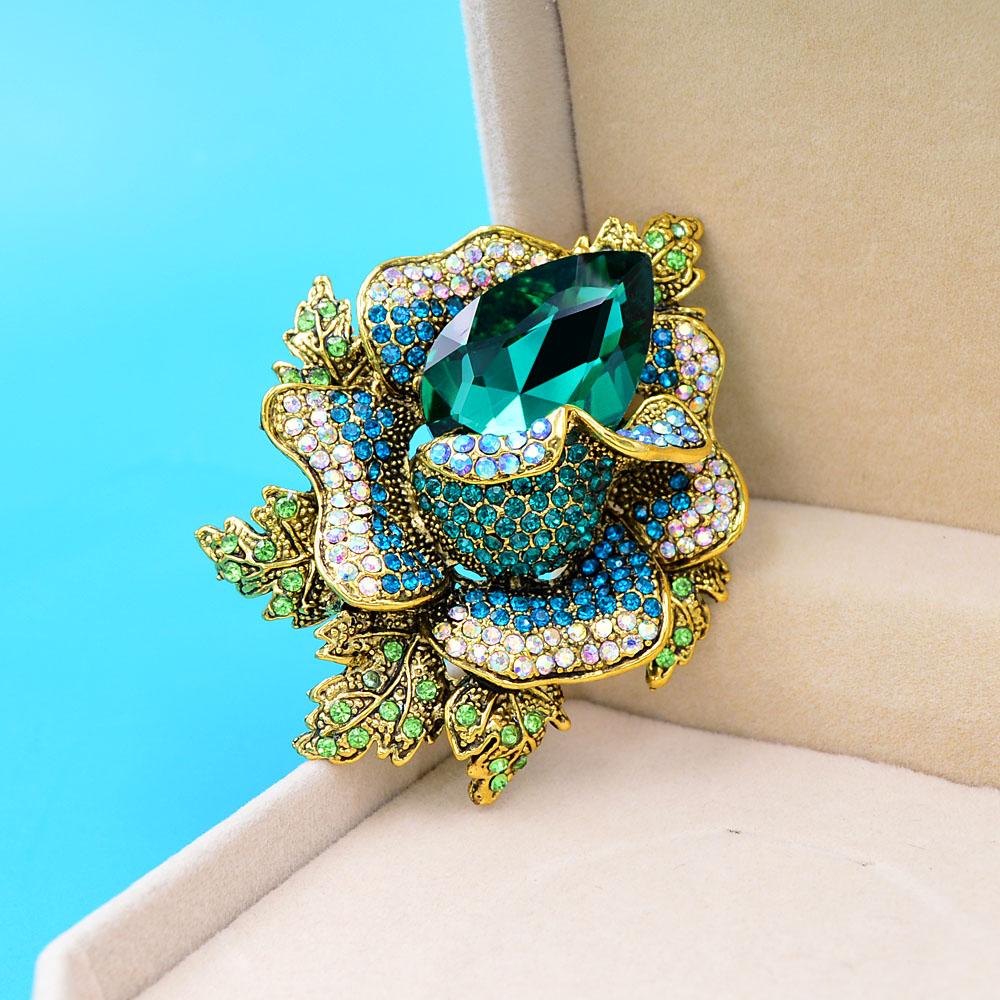 Rhinestone Large Flower Brooches For Women Winter Design Coat Pin Fashion Accessories